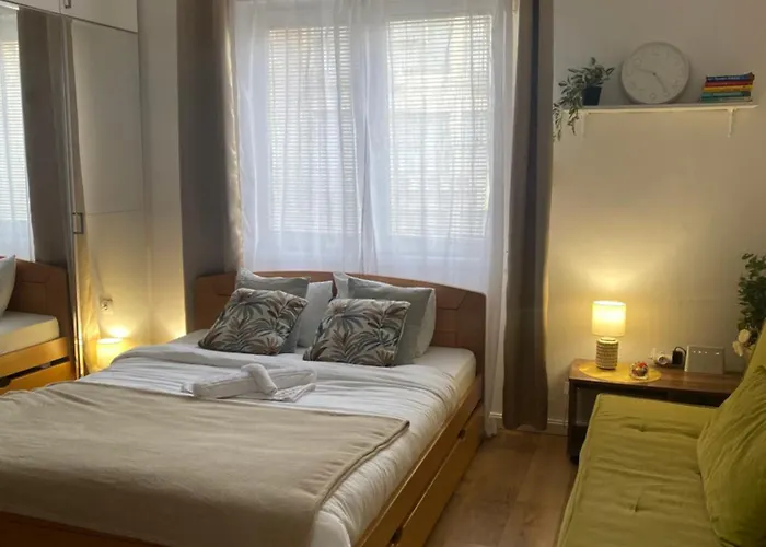 Apartamento Golden 88 *